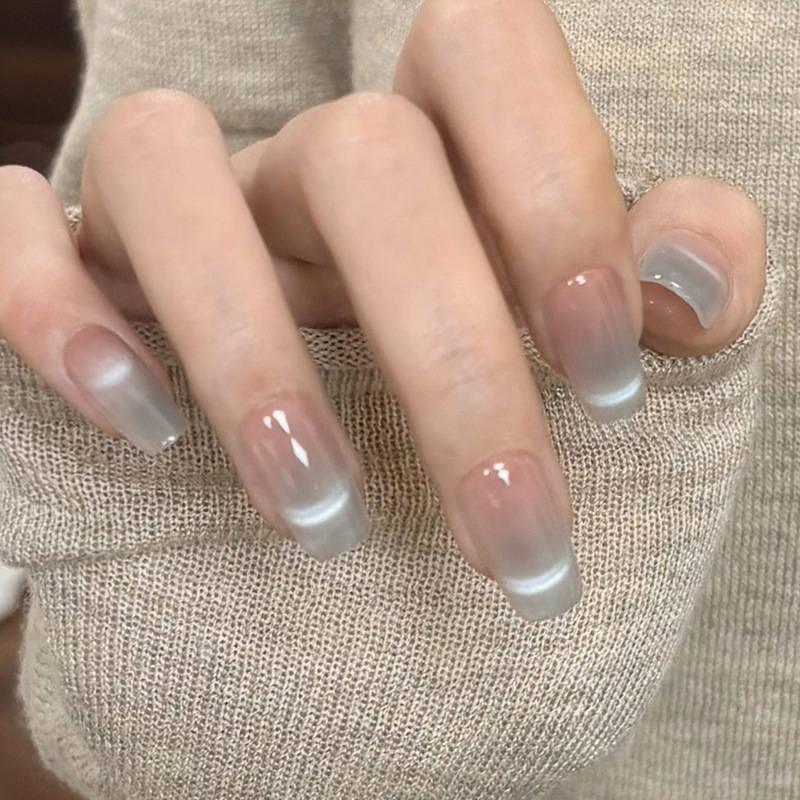 Tiktok Trending Wearable Nail Tips, Clear Mist Gray Gradient Smile Cat Eye, Versatile for Daily Use, Pre-Made Nail Art Finished Nail Tips