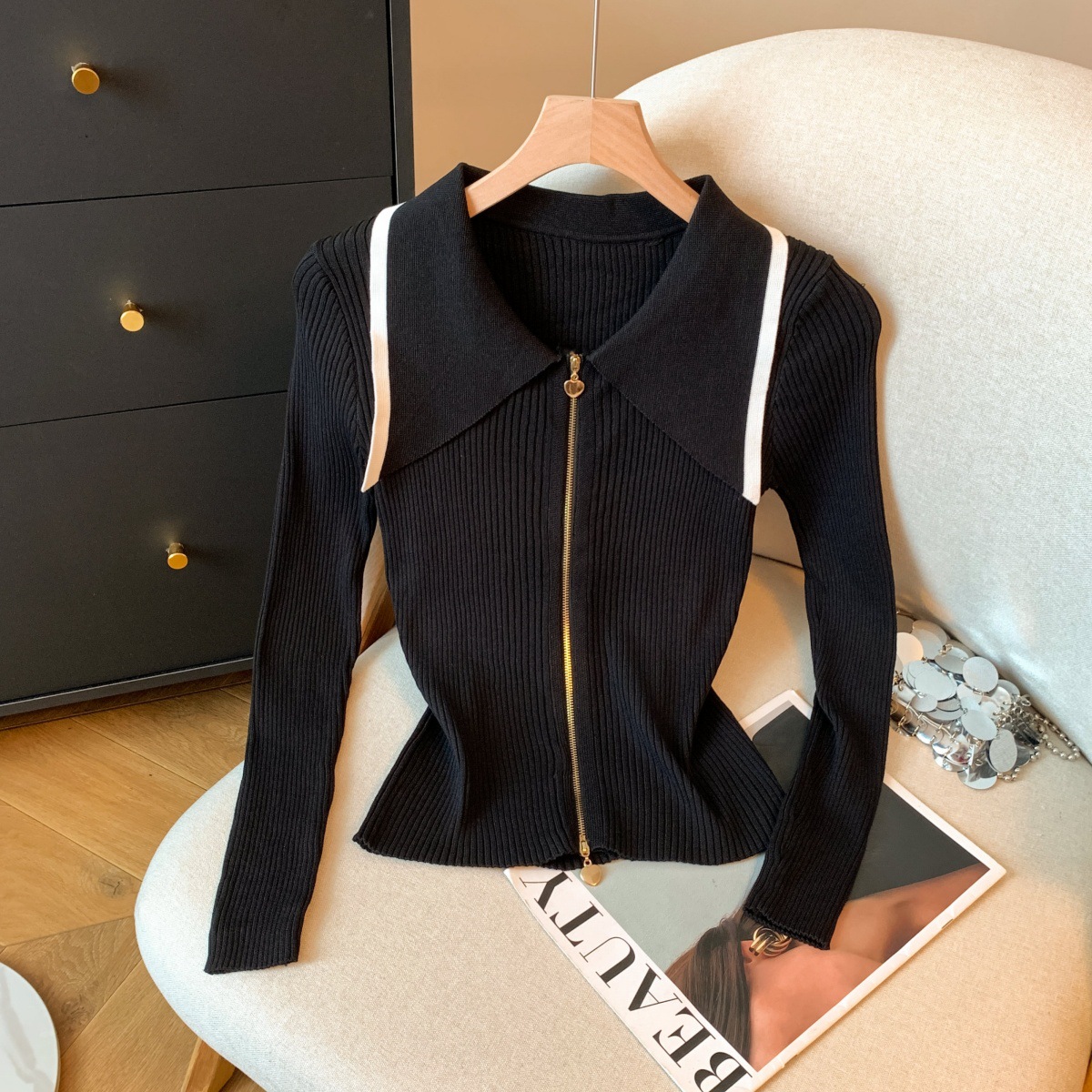 Damenbekleidung Herbst: Slim-Fit-Strickwaren, hochwertiges Oberteil im französischen High-End-Stil, langärmliges Hemd für formelle und legere Anlässe._voghion.com