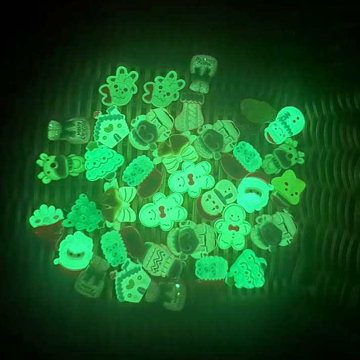 新しい夜光サンタクロースdiyアクセサリークリームゴム部品携帯電話ケースヘアクリップdiy手作り材料|undefined