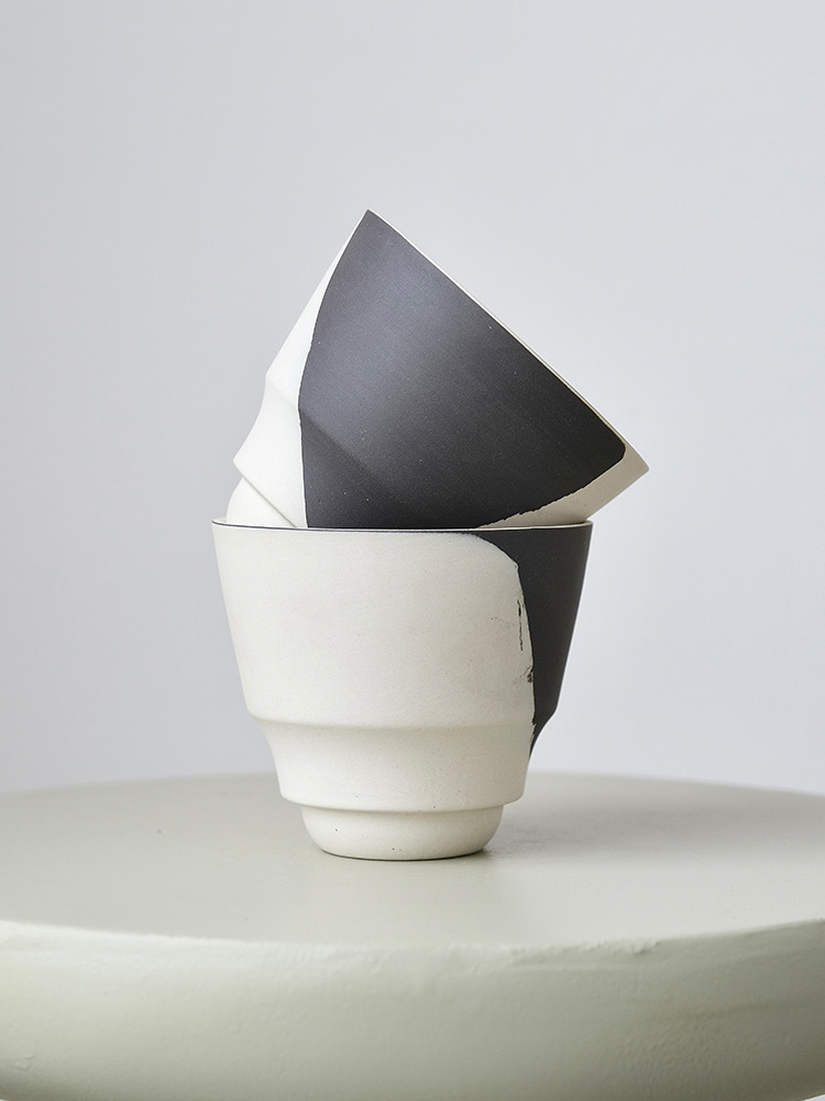 Nordic White Ceramic Succulent Pot Minimalist Flower Planter_voghion.com