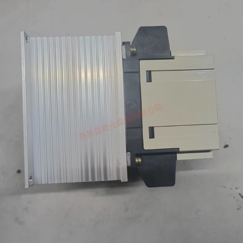 SS303H-1Z-D2 富士固态继电器 含散热器SX1-E12全新原装现货议价