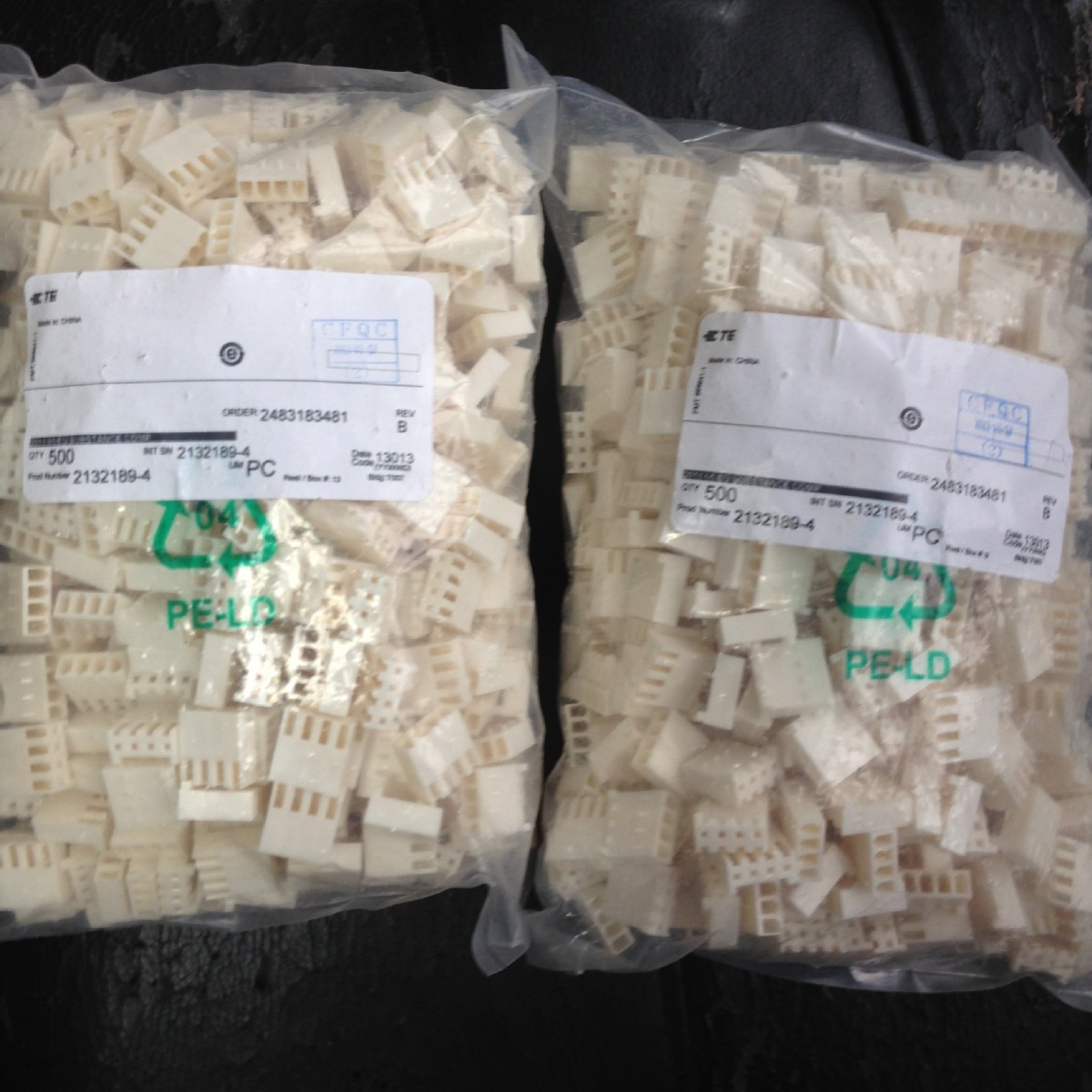 优势现货供应 TE  2132189-4设备端子