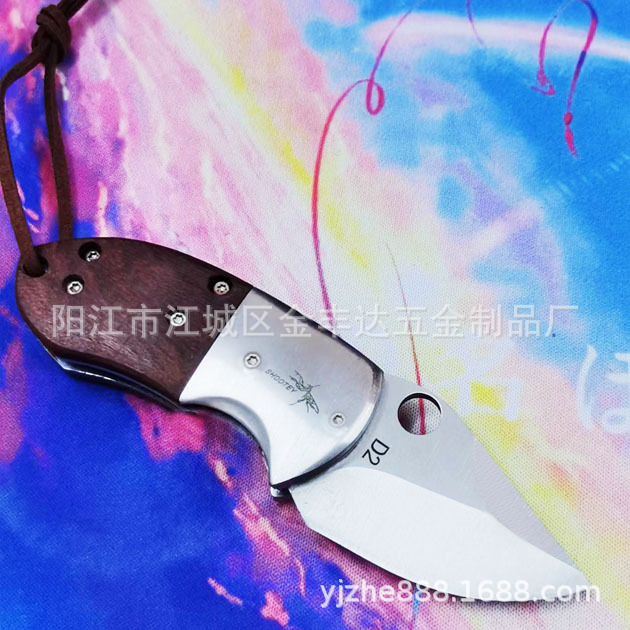 厂家现货供应D2小螳螂迷你口袋红檀木柄礼品户外折叠小刀茶艺小刀