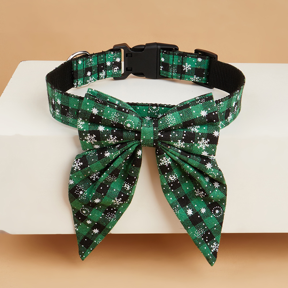 Los fabricantes venden nuevos productos transfronterizos para mascotas, collares para perros grandes, pajarita para mascotas, collares para perros de Navidad, pajarita para perros
