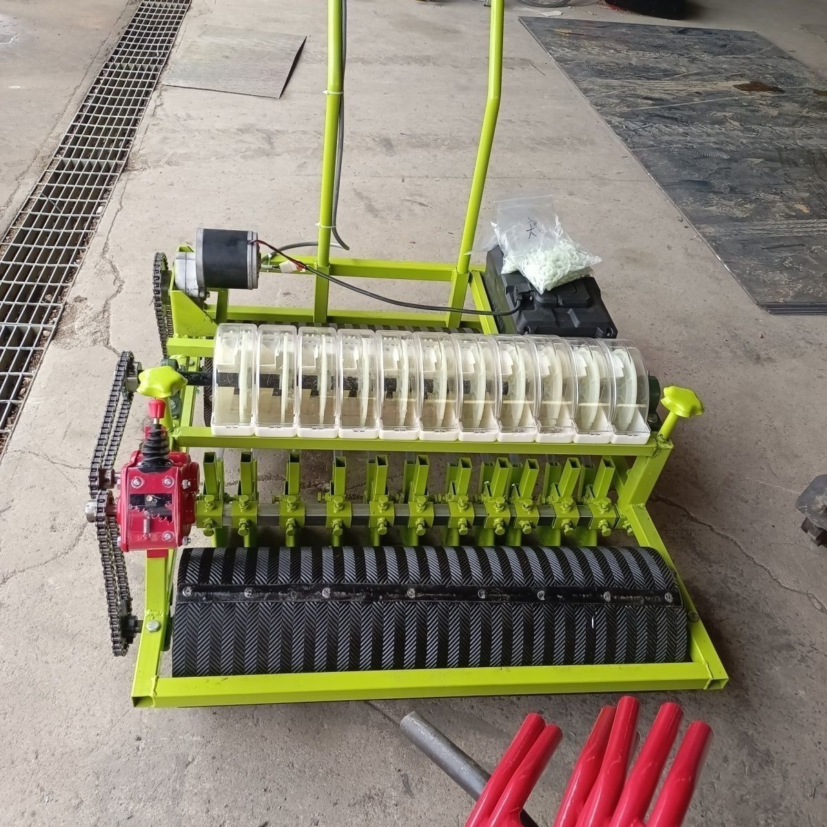 多功能电动勺式蔬菜播种机新款小型精播香菜菠菜油菜白菜播种