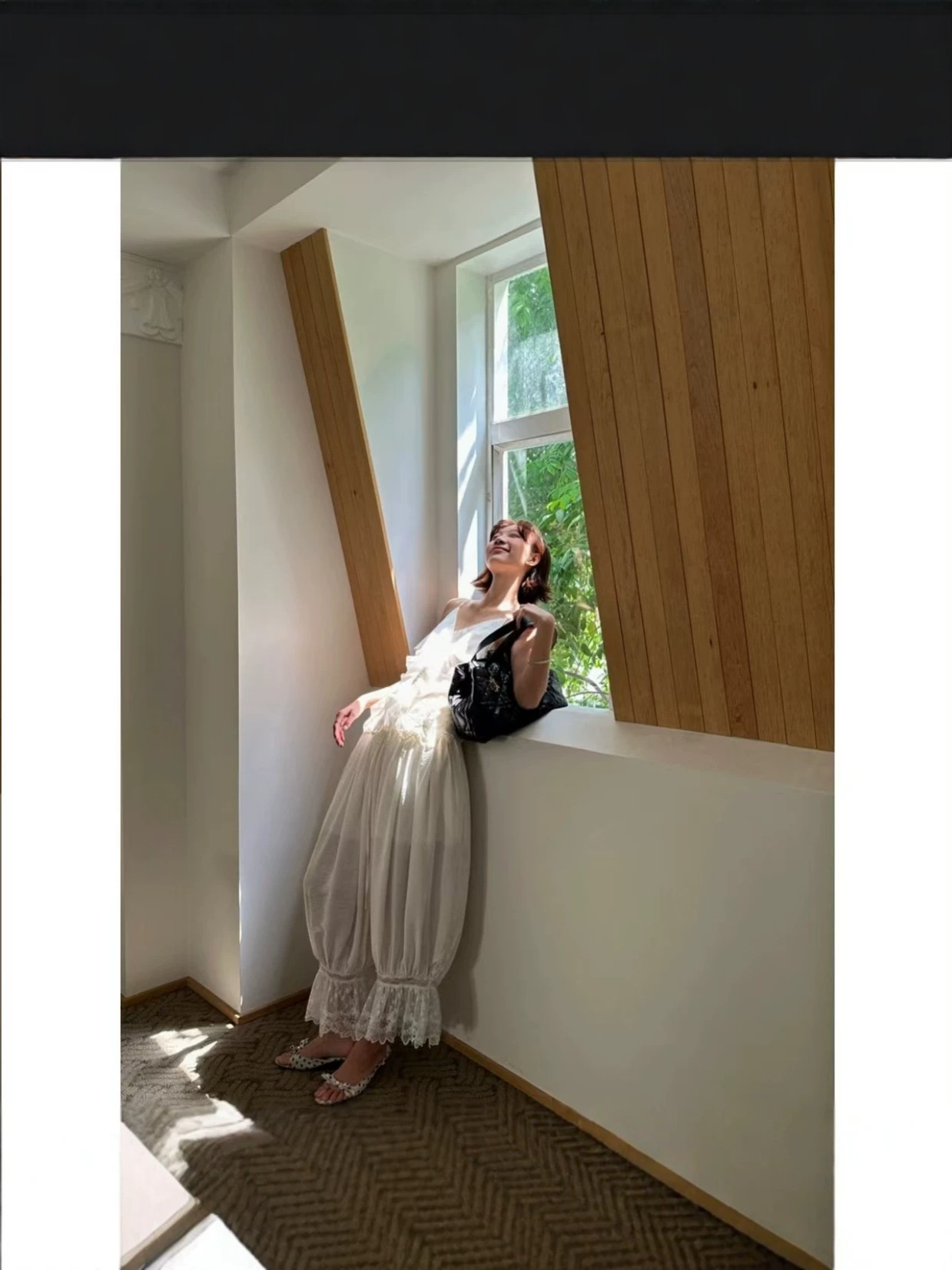 Ağ krujevalı fənər şalvar, yay üçün yüngül və rahat