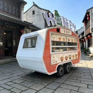 外贸出口橙红异形款出口拖挂餐车复古小吃咖啡商业街摆摊车