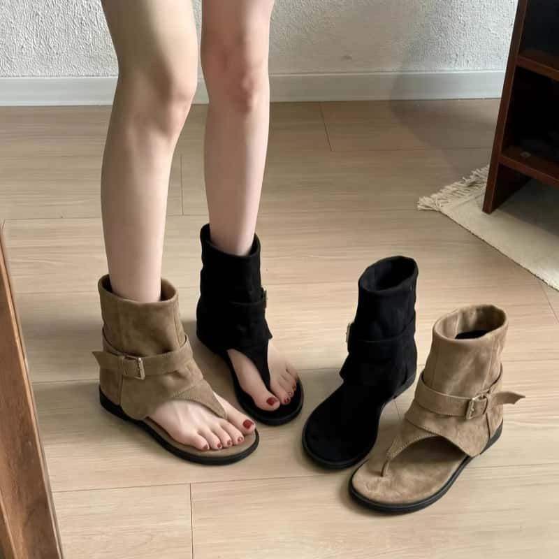 Unique retro-style Roman sandals paired with skirts, 2026 summer new collection, fashionable and versatile Western-style ankle boots, toe-post sandals for women