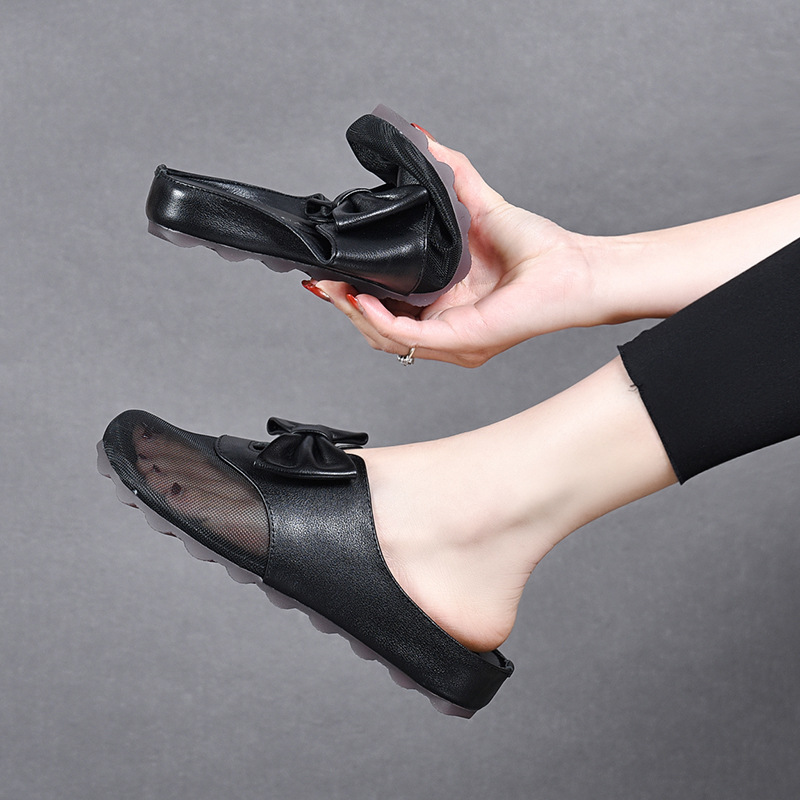 Dép sandal nữ bít mũi lưới thắt nơ da thật đế bằng mềm chống trượt — Màu đen