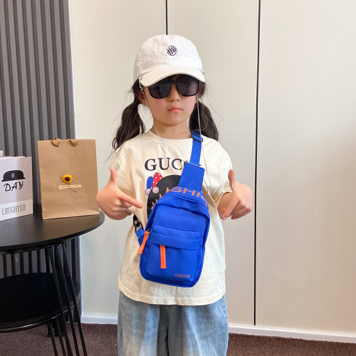 Children's Crossbody Small Chest Bag Trendy and Cool Boys Letter Canvas Shoulder Bag Kindergarten Kids Outing Coin Accessories Bag