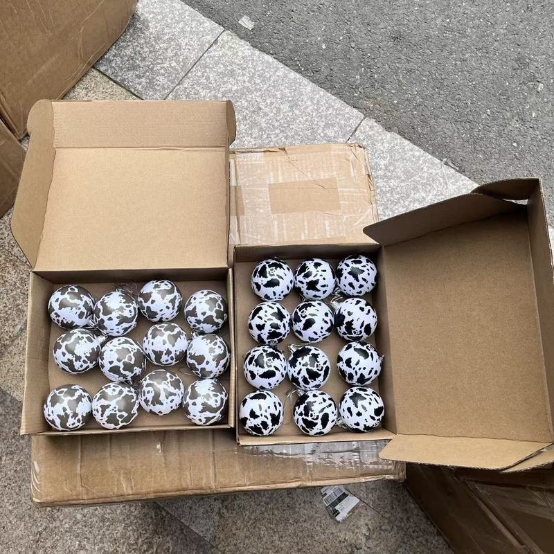 跨境圣诞球奶牛印花图案圣诞节动物主题圣诞西部乡村风圣诞装饰品|undefined