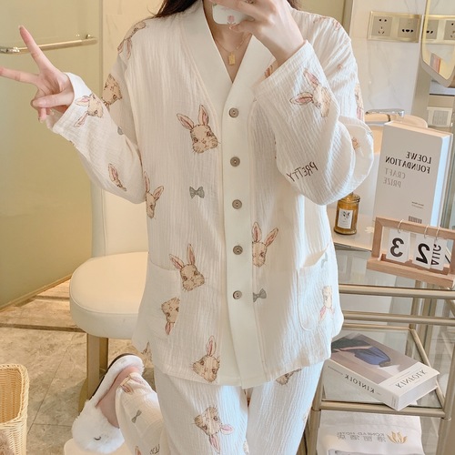 A variety of crepe maternity suits, summer washed cotton thin maternity pajamas, postpartum pajamas, confinement clothes for sale on behalf of