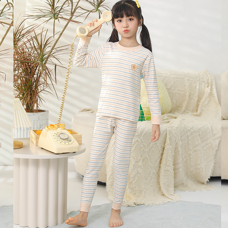 내츄럴 컬러 코튼 베이지 스트라이프 라운드 넥