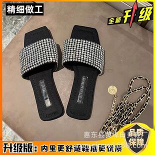 ���|ˮ荷��^һ��ƽ�כ���ЬŮ�⴩A�¿�r��һ�_��ɳ����ЬV
