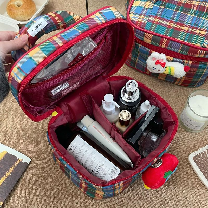 可爱格纹化妆包女大容量便携式外出旅游手提分区口红化妆品收纳袋|undefined