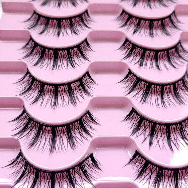 Pequeño libro rojo plantación de hierba cómic pestañas rollo de pestañas falsas pestañas pequeñas pestañas diabólicas 10 pares de maquillaje tailandés grueso europeo y americano