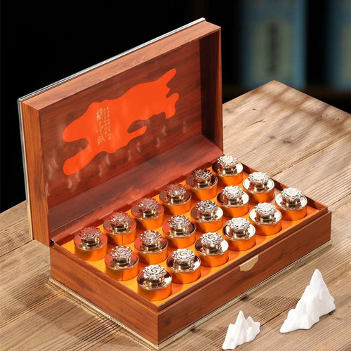  Chinese New Year Gift Box - Wuyi Mountain Jin Jun Mei Black Tea - Zheng Shan Xiao Zhong Tea Handover Gift Box - Wholesale