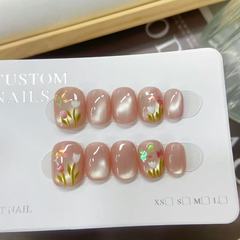 2025年春夏新款裸粉色貓眼鎏金蝴蝶鬱金香穿戴甲高級短款美甲貼片