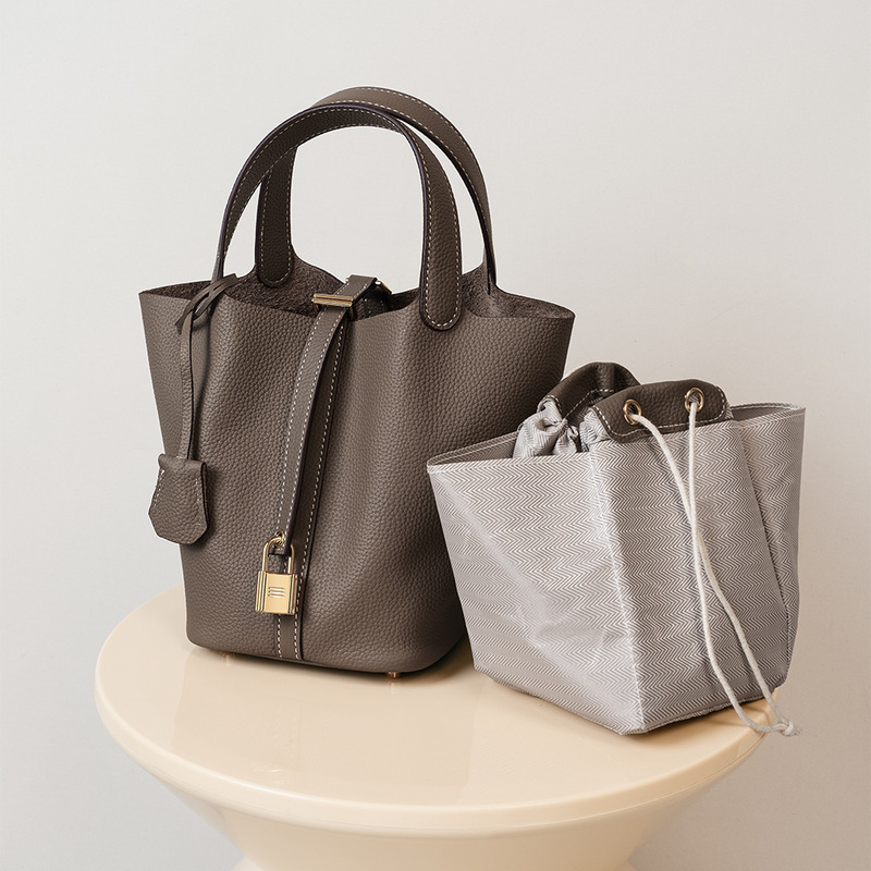 Hot-Selling Bucket Bag, Genuine Leather Women's Bag, Market Basket Bag, Mommy Bag, Bridal Wedding Bag, Light Luxury High-End Handbag Hot-Selling Bucket Bag, Genuine Leather Women's Bag, Market Basket Bag, Mommy Bag, Bridal Wedding Bag, Light Luxury High-End Handbag