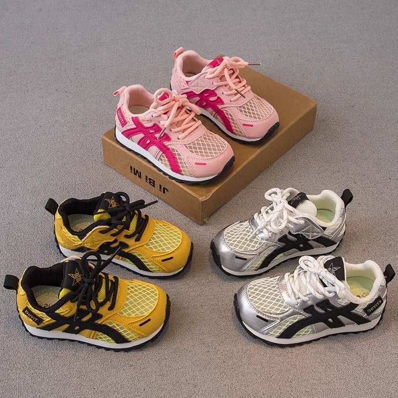 Zapatos infantiles de primavera y verano 2025, nuevos zapatos de entrenamiento antideslizantes casuales de red única para niños, zapatos deportivos cómodos para hombres y mujeres