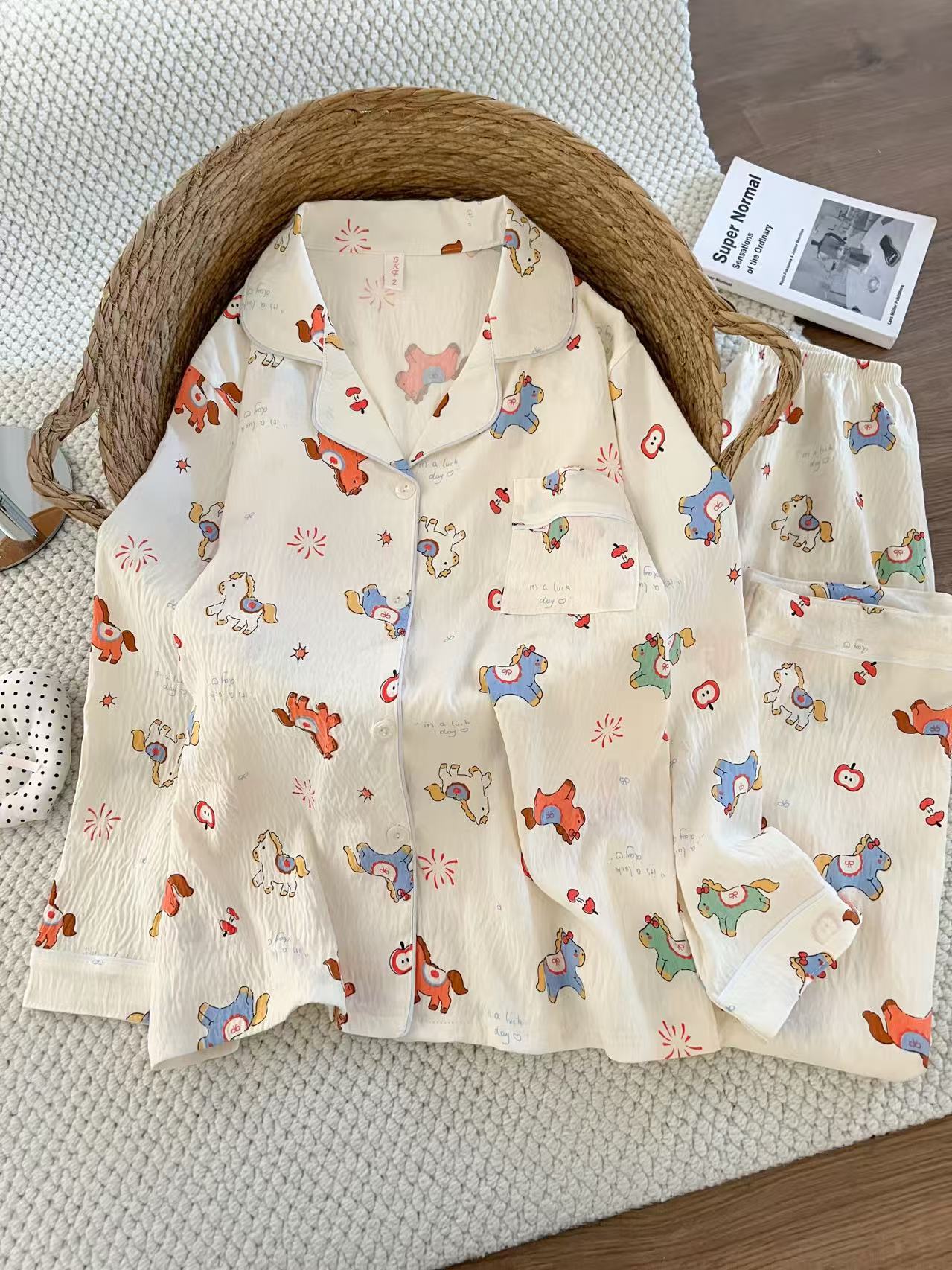 Cartoon al por mayor transfronterizo nubes de algodón pantalones de manga larga pijamas cardigans dulces de alto valor de ropa de hogar conjunto de ropa exterior