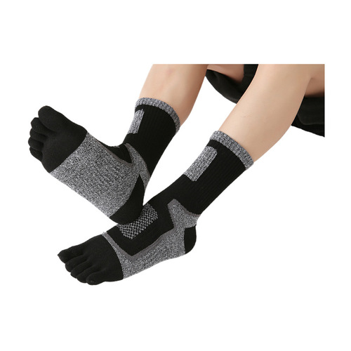 Men's foreign trade toe socks, long sports socks, cotton socks, sweat-absorbent mid-length tabi socks, large size men's socks, toe socks wholesale