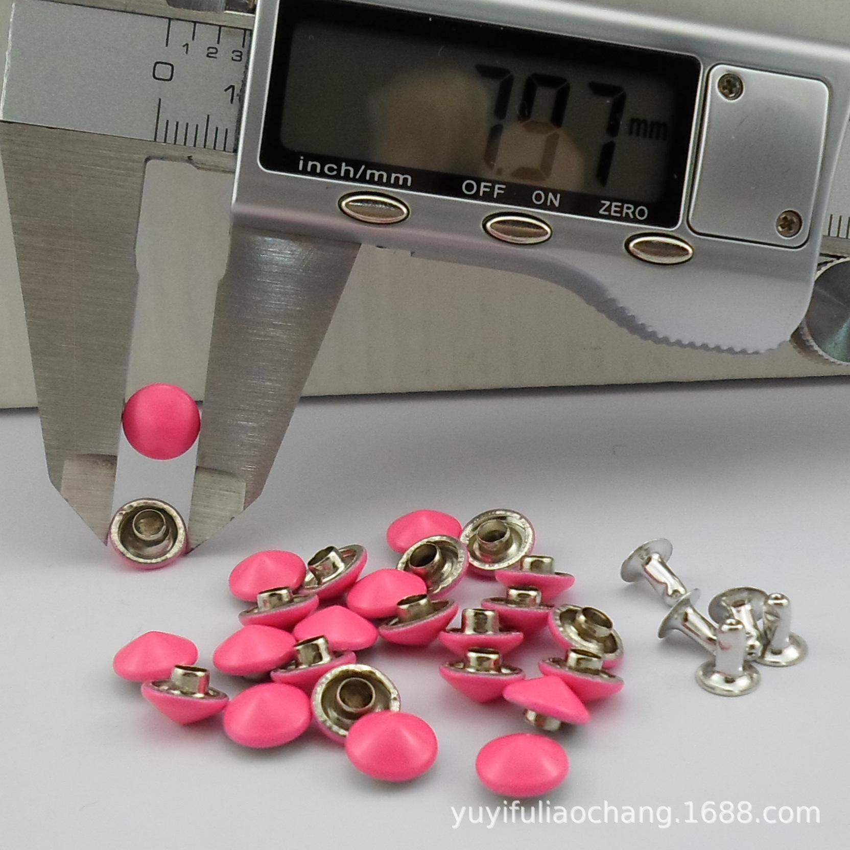 （全铁）8MM子弹头铆钉 朋克尖钉 皮带包包尖钉 鞋子帽子铆钉