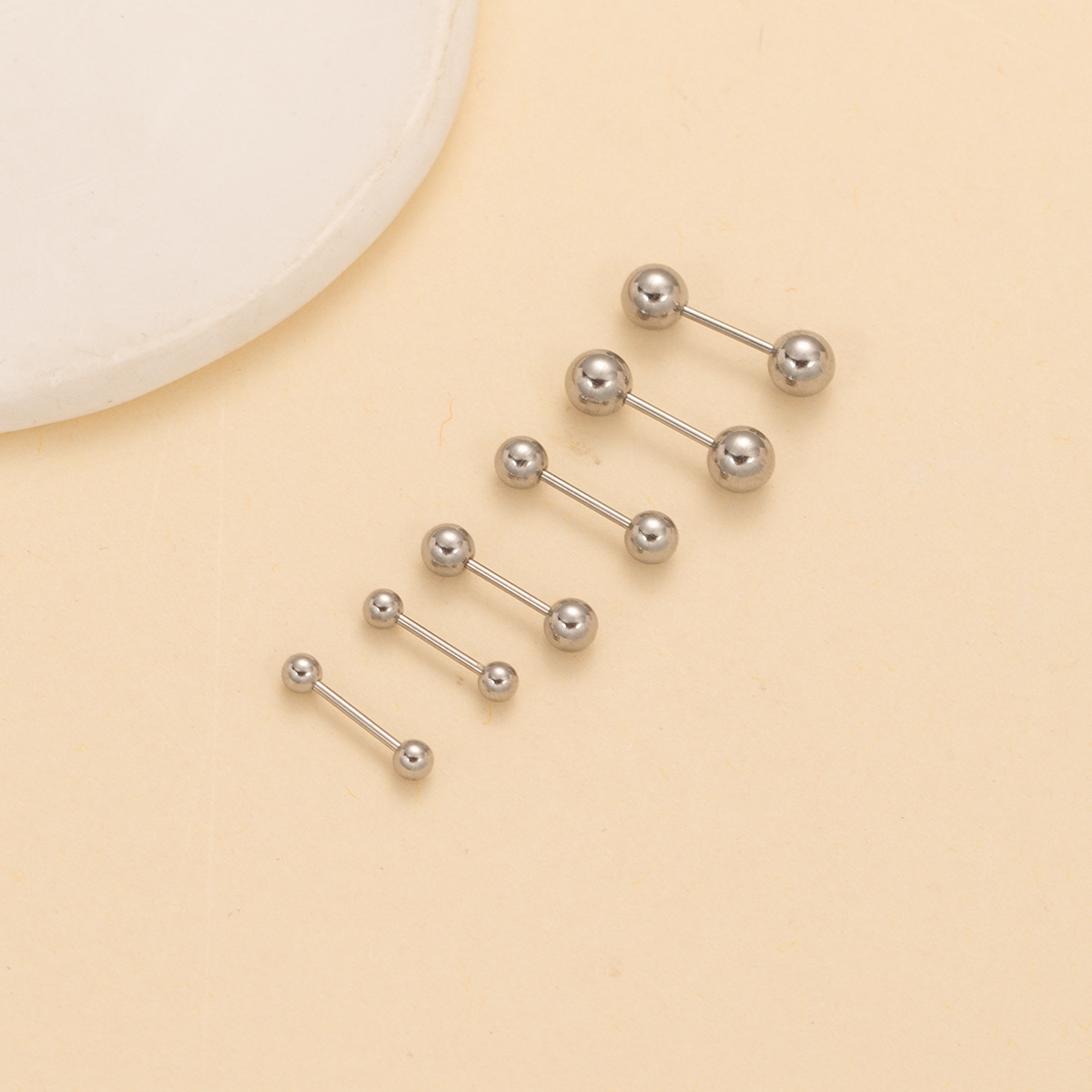 Men's Titanium Stud And Small Hoop Earring Set For Daily Wear_voghion.com