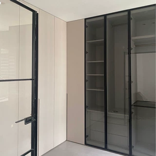 全屋定制家具源头工厂奶油风整体步入式衣帽间卧室家具定制衣柜