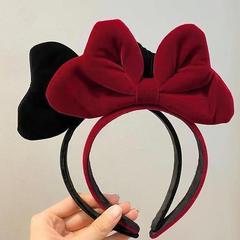Red Bow Velvet Headband with Cute Hair Clip, White Deer Style, for Christmas, High-end, Birthday Accessory
