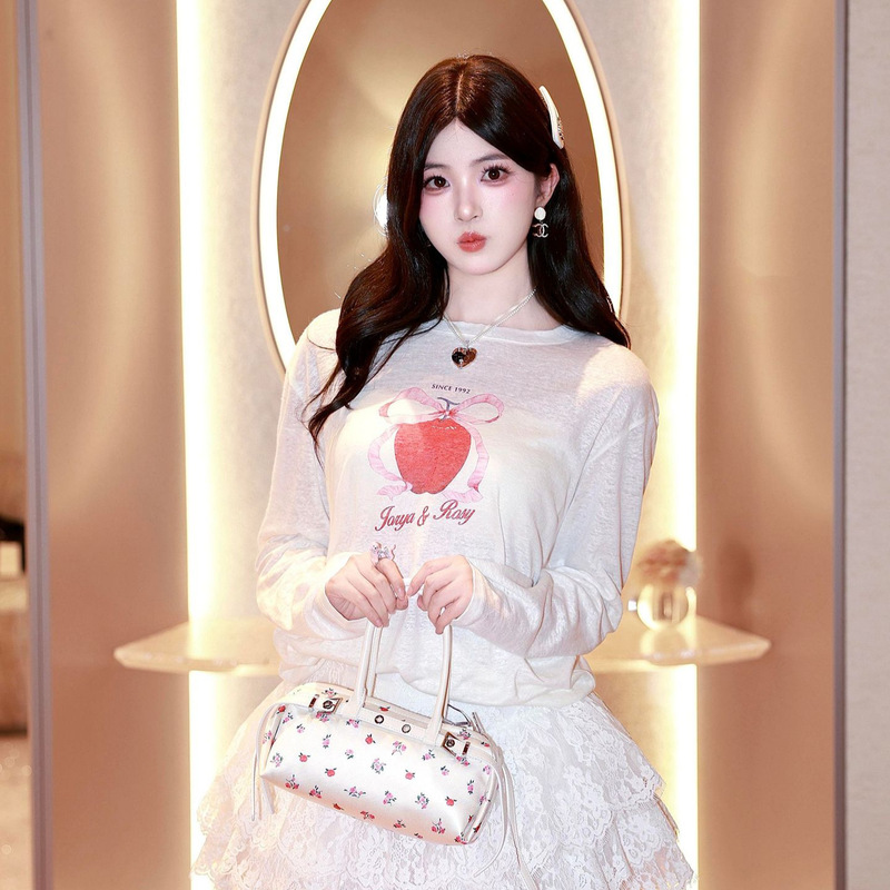 26 Early Spring New Model Zhao Lusi Collaboration "A Lucky Fruit" Round Neck Lucky Fruit Print Long-Sleeve Top for Women