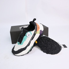 Traceable Bigfoot Y カナダ回転シングルバックルクロスカントリーランニングシューズハイキングシューズ耐摩耗性滑り止め 6653