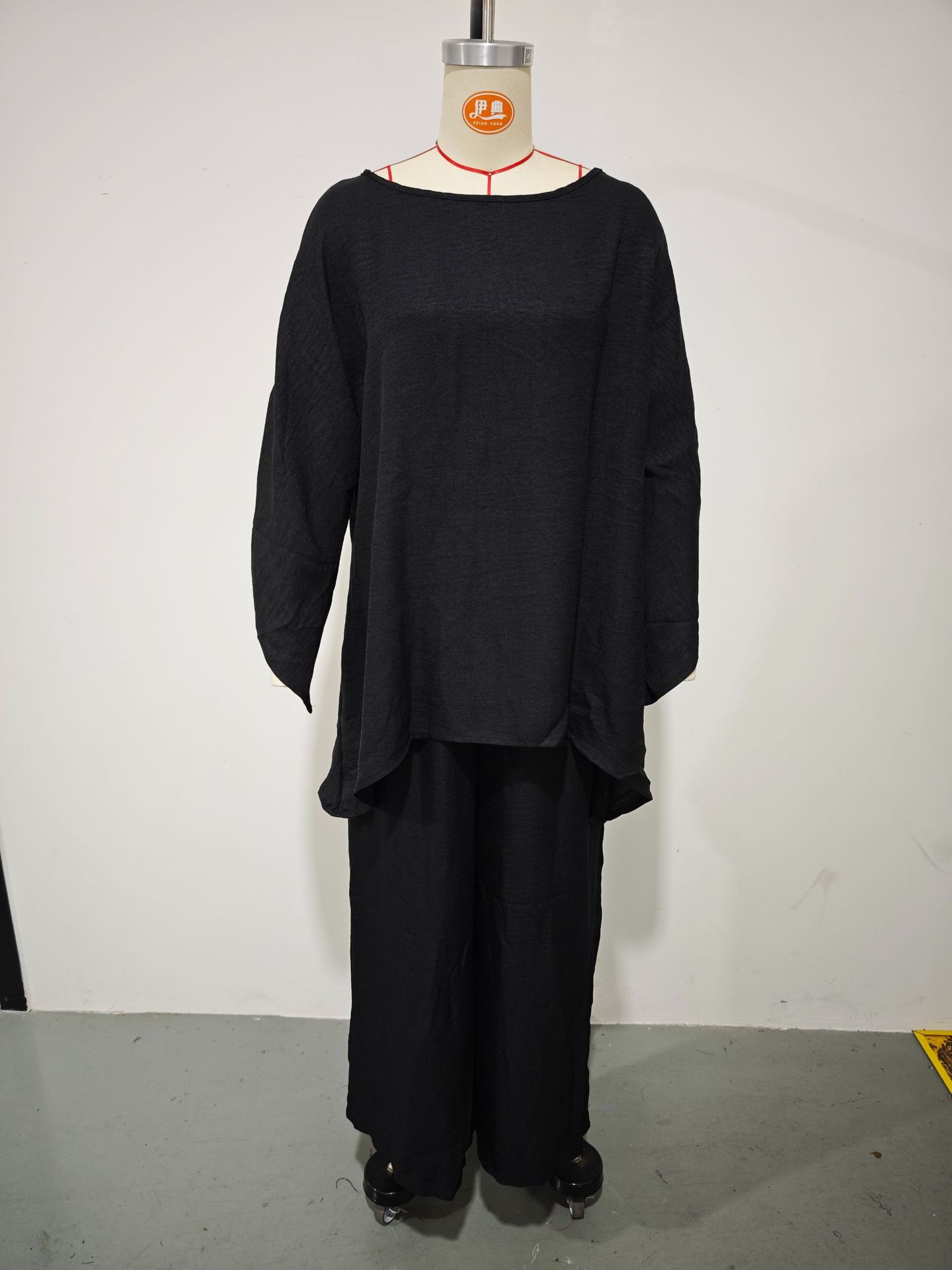 Women's Simple Loose Fit Linen Blend Shirt And Wide Leg Pants Set Casual Comfortable Two-Piece Outfit_ecoleips.com
