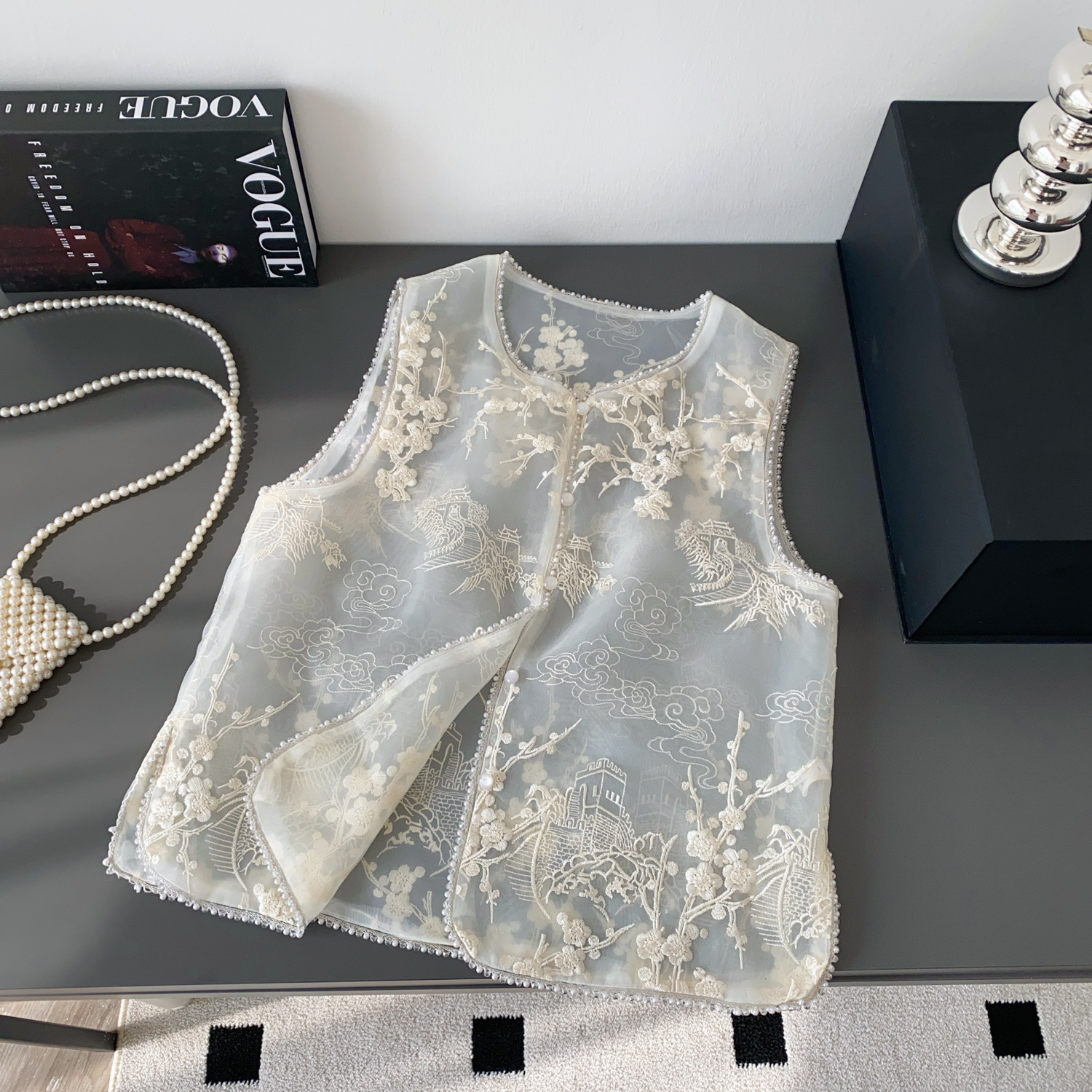 Cross-Border National Style New Chinese Style Sleeveless Vest for Women Summer Mesh Embroidery Hollow Breathable Design High-End Niche and Beautiful