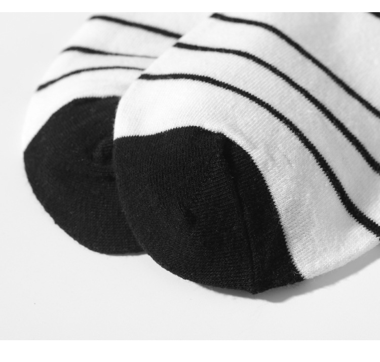 Black and white cow spotted spring and summer short socks leopard retro boat sockspicture5