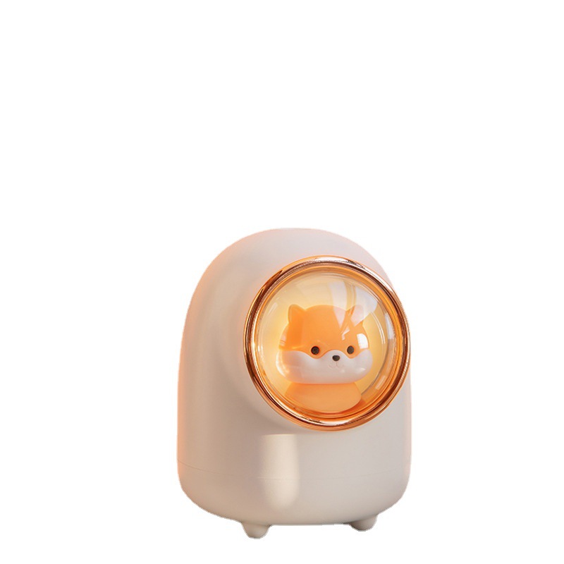 Transfronterizo creativo espacio cápsula humidificador M08 ardilla Linda mascota Mute USB atmósfera luz humidificador de aire del coche