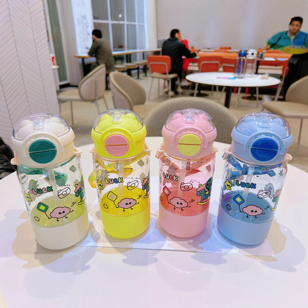Yitongpc tazas de plástico de dibujos animados para niños tazas de paja de rebote portátil estudiantes lindos tazas de agua nuevas botellas de agua