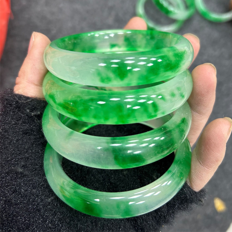 Factory wholesale jade color jade bracelet natural quartzite ice bottom floating green flower beauty bracelet jade jade bracelet