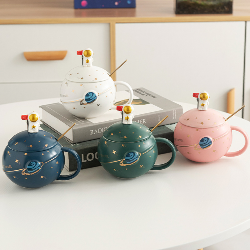 Astronauta creativo Astronauta Planet Taza de cerámica Taza de café Taza de agua de oficina Juego de caja de regalo
