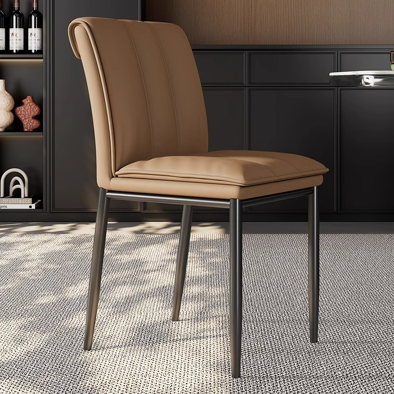 Silla de comedor de lujo ligera italiana silla de comedor de diseño silla de comedor simple silla de hotel silla al por mayor en stock