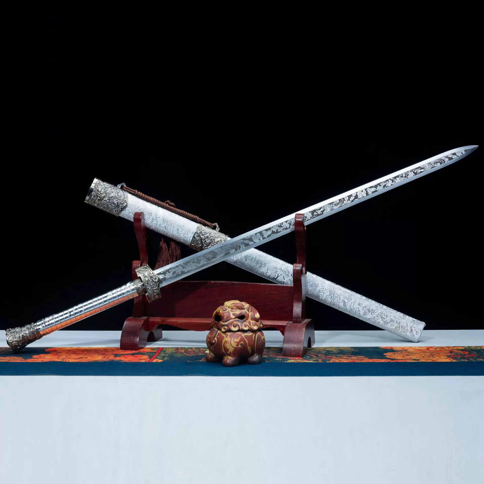 龙泉市刀剑一体龙凤汉剑影视春秋双手剑六面唐剑宝剑冷兵器未开刃