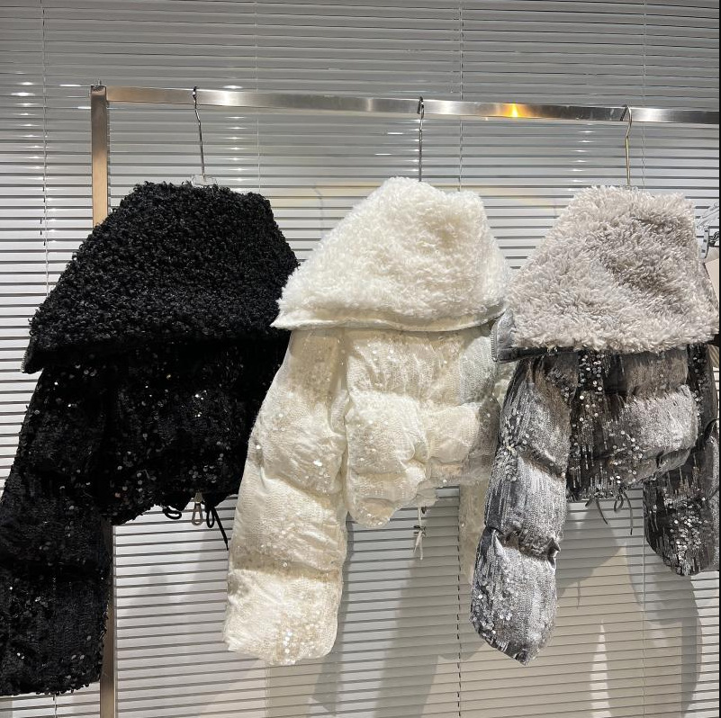 Chaqueta de algodón estilo celebridad de internet para niñas, invierno 2025, nueva, con cuello marinero, forro polar, lentejuelas y terciopelo, abrigo corto de algodón