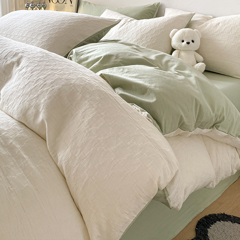 Cama de algodón Cat Man Juego de cuatro piezas de hilo de tres capas de algodón puro 2024 nuevo juego de ropa de cama de tres piezas de ropa de cama de edredón de alta calidad