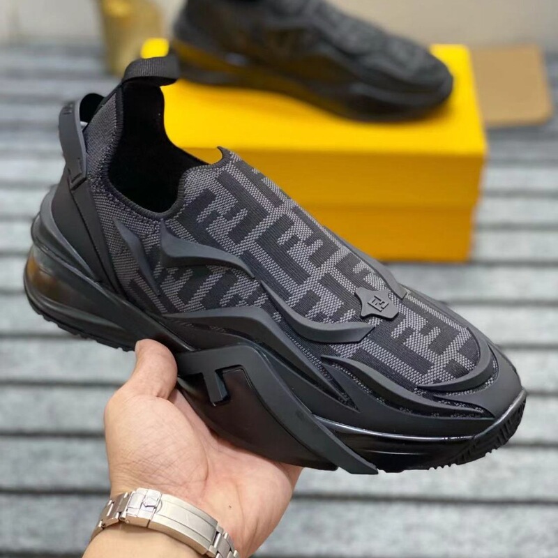 European New Light Luxury Trendy Casual Shoes Men's Slip-On Thick-Soled Trendy Breathable Slip-On Running Sneakers