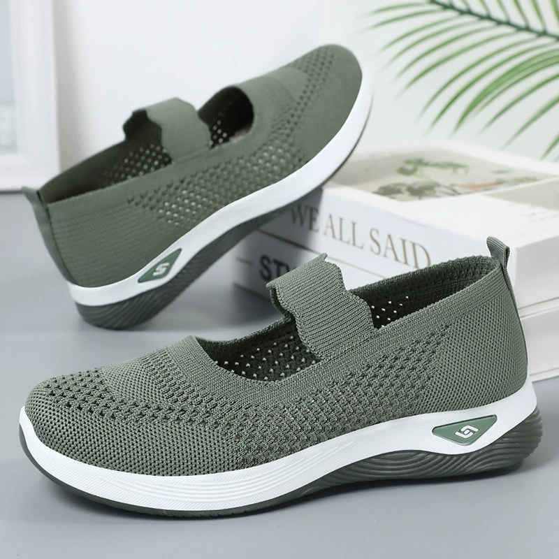 Женская обувь для осени, оптовая продажа трансграничной обуви для женщин среднего и пожилого возраста, дышащие тканевые туфли в стиле старого Пекина, легкие прогулочные туфли.