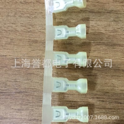 Spot 4- 520447 -2 TErminal Connector TE One Disk 1500 Can Be Out of the Sample