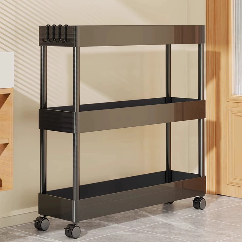 Прозорный шкаф за дверью