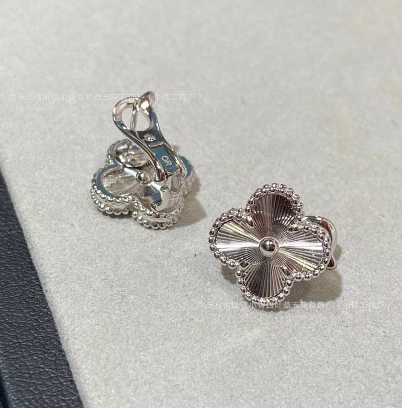 高质量V金幸运四叶草925银针耳钉红黑玛瑙白贝母耳拍气质百搭耳环|undefined
