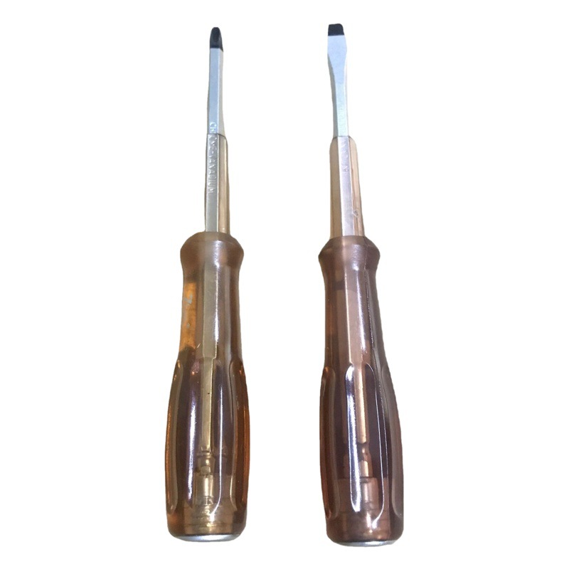 Fabricantes de FUENTE destornillador a través del núcleo destornillador de tapping por lotes tratamiento térmico de endurecimiento por lotes