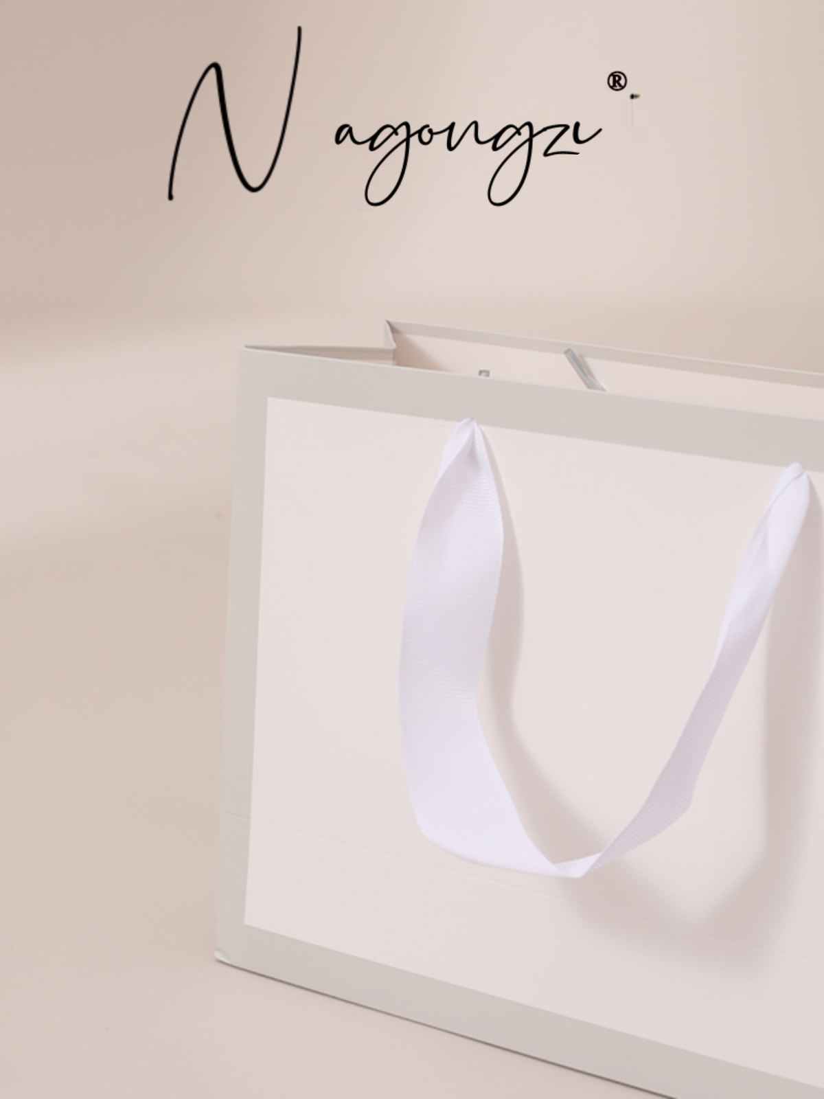 Bolsas de tienda de ropa bolsas de papel para hacer logotipo impreso bolsas de papel de ropa infantil de mujer regalos tarjeta blanca